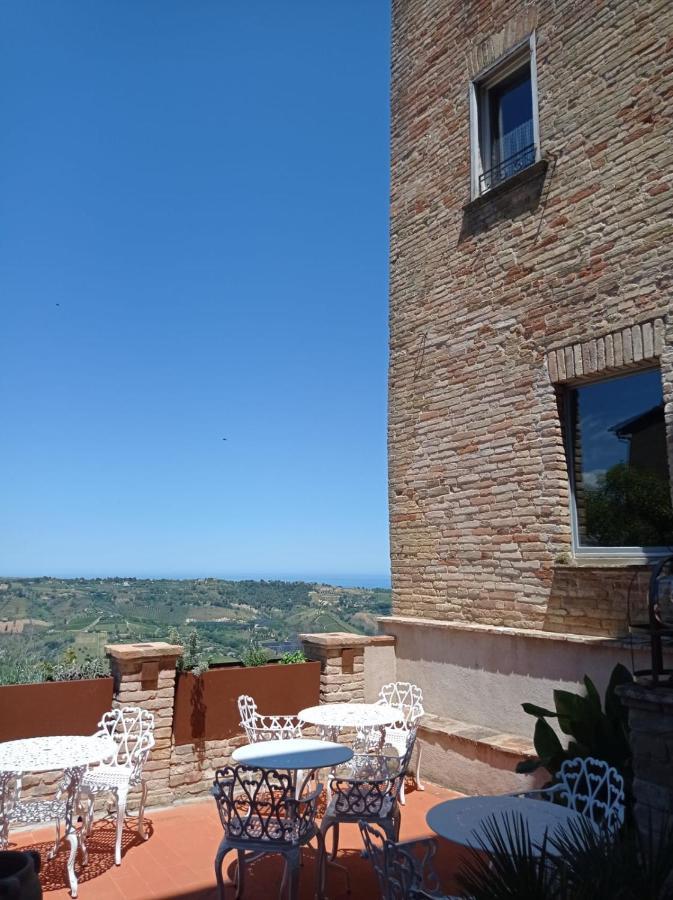 Hotel Oviv Dimora Del Borgo Acquaviva Picena Exterior foto
