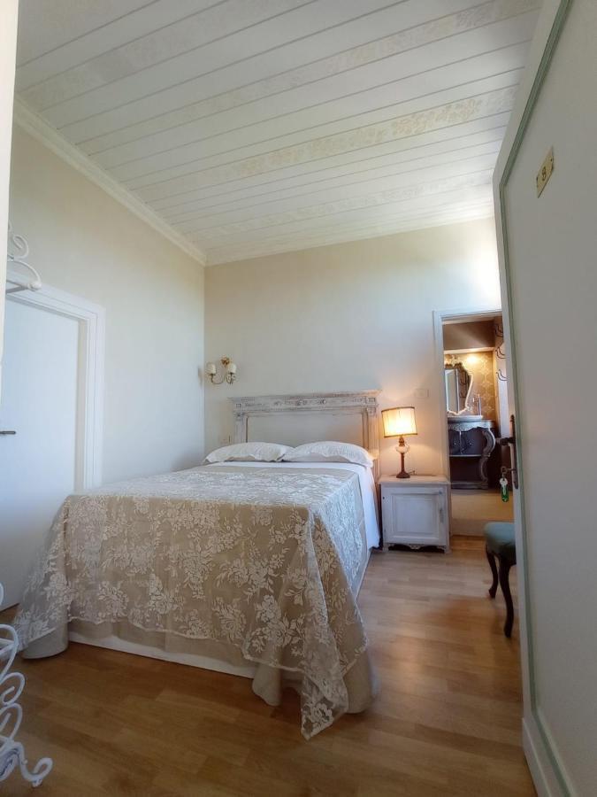 Hotel Oviv Dimora Del Borgo Acquaviva Picena Exterior foto